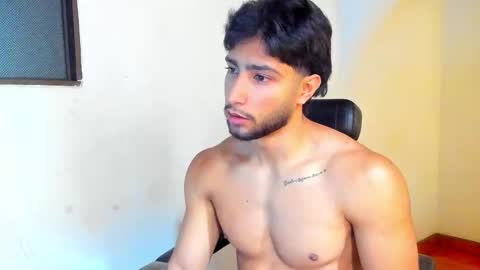 EMMETT COLLINS online show from December 22, 6:14 pm