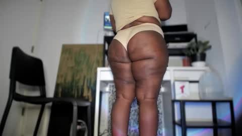 Noni online show from September 24, 10:49 pm