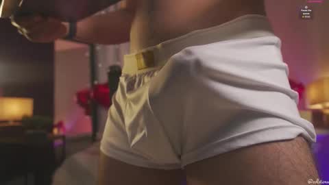 colstorw_ online show from February 13, 10:29 am