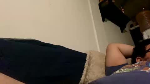 Chris online show from March 7, 2:33 am