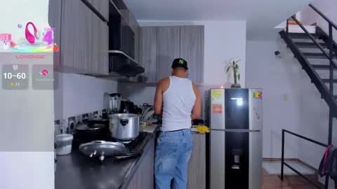 Damian and Daniel online show from February 14, 9:50 pm