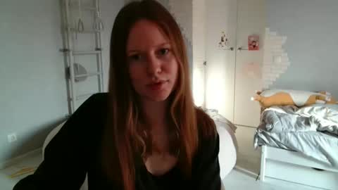 Connie Daw online show from October 25, 9:19 am