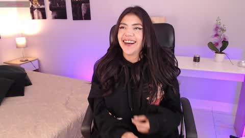 Connie online show from January 31, 7:40 pm