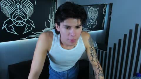 connor_davis online show from December 21, 1:04 am