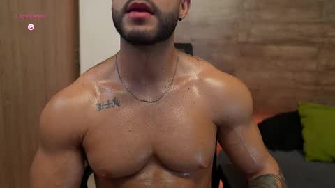 connor_h1 online show from March 29, 8:38 am