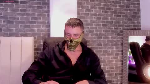 Connor Smith online show from March 25, 3:30 pm