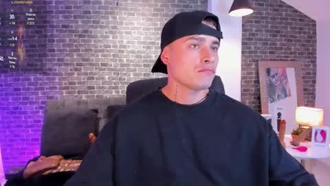 Connor Smith online show from October 1, 12:04 pm