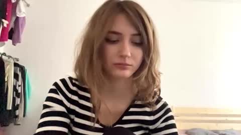 Amelia online show from February 27, 12:42 pm