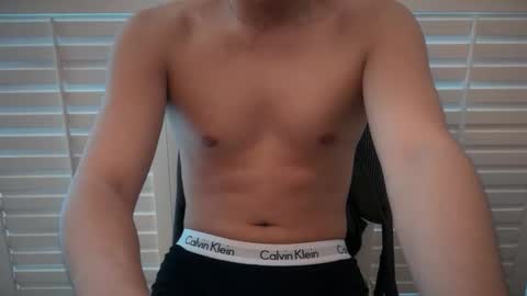 coocoonutboy online show from April 19, 5:41 am