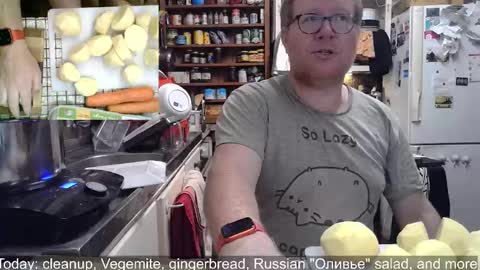 Snapshot of cookieliquor chatting on December 27, 1:18 pm Cookie - I do cooking streams occasionally. Next stream  online show from December 27, 1:18 pm