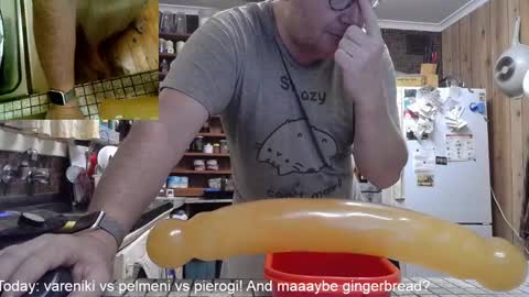 Snapshot of cookieliquor chatting on February 3, 3:38 pm Cookie - I do cooking streams occasionally. Next stream  online show from February 3, 3:38 pm
