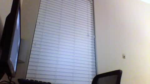 cooldude122222 online show from February 25, 12:47 am