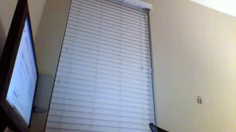 cooldude122222 online show from January 29, 12:24 pm