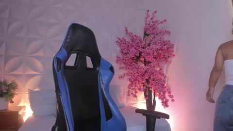  CORA  online show from December 3, 1:01 pm