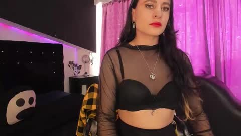 Coral  online show from February 26, 1:36 pm