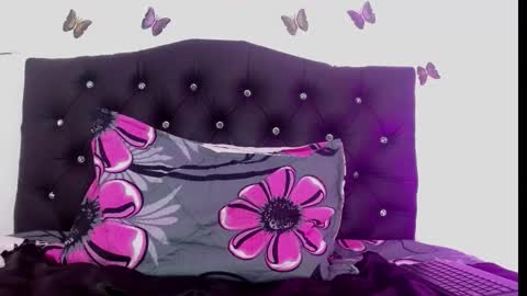 Coral Villalobos online show from February 18, 6:41 pm