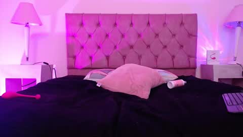 Coral online show from September 10, 1:34 pm