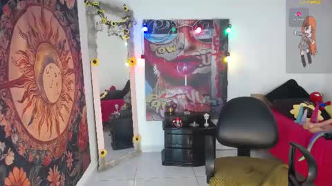 vivi online show from August 6, 10:52 pm