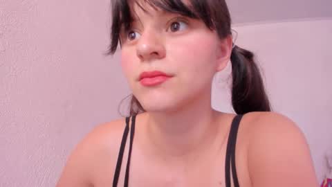 Coraline uwu     Bienvenidos al dulce mundo de Coraline    Hola amores soy Coraline  Una chica  tierna juguetona online show from September 23, 8:48 pm
