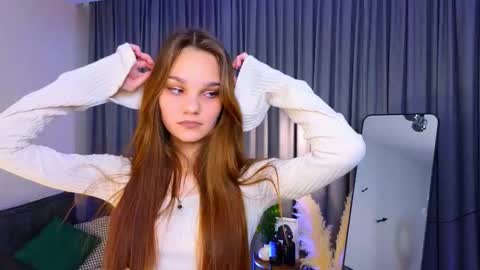 Lia online show from November 12, 3:58 pm