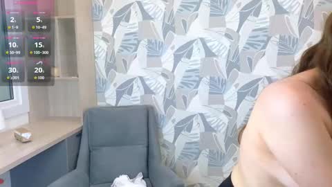 Snapshot of cordiacower chatting on October 20, 4:12 pm Leya online show from October 20, 4:12 pm