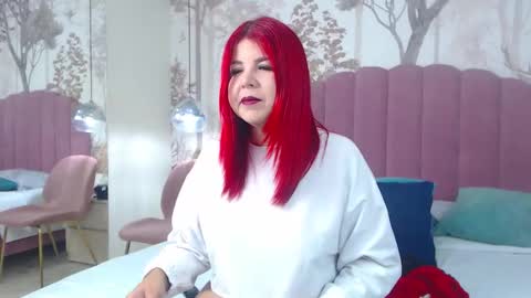 Corine  online show from December 1, 9:24 pm