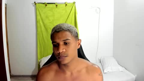 Ethan  online show from May 31, 11:50 pm