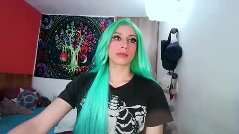 cosmic_crystal online show from January 12, 7:31 pm