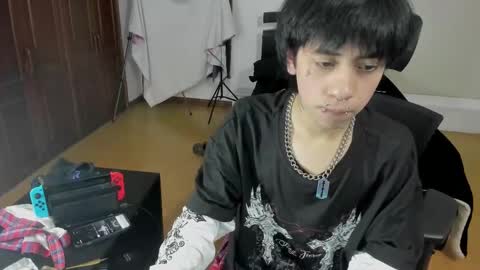 Cosmic 3 online show from December 31, 11:28 pm