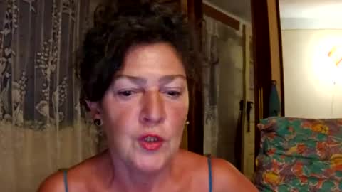 cougarcofee online show from August 4, 8:05 pm