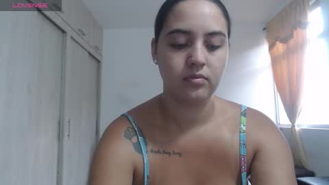  ALEJANDRO Y EMILY  online show from November 17, 9:39 pm