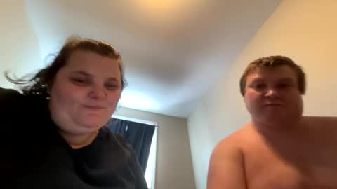 Amanda and Shawn online show from February 3, 7:51 pm