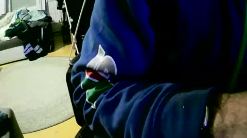 coyote017 online show from December 1, 4:38 pm