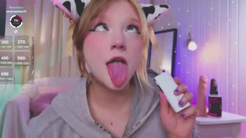 Sonya online show from May 15, 11:45 pm