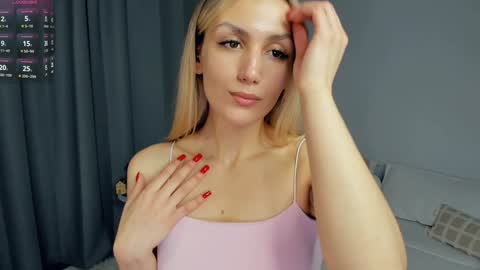 Emma online show from February 9, 2:38 am