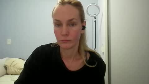 Anny online show from May 25, 12:17 am