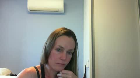 Anny online show from September 21, 6:45 pm