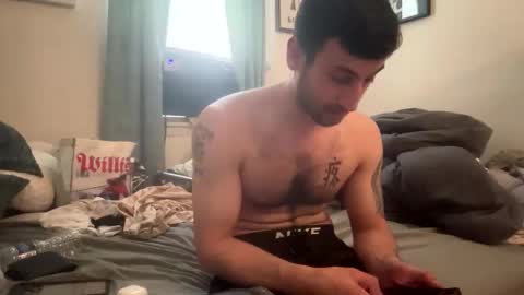 crazydill28 online show from March 22, 6:56 pm