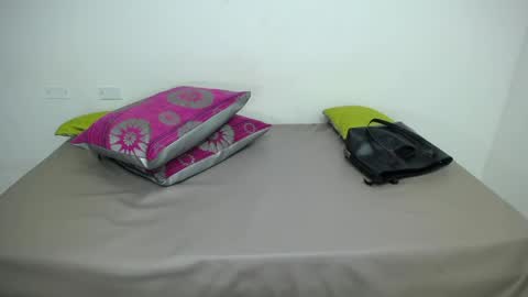 diosalinda online show from April 11, 12:20 pm