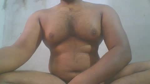 crazzy_booy online show from December 2, 5:04 am