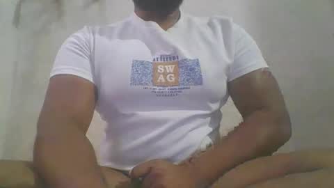 crazzy_booy online show from February 11, 4:05 am