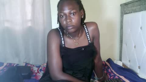 creamybabes0 online show from November 3, 8:15 am