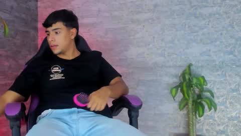 Snapshot of crh58_ chatting on September 21, 2:59 am crh58_ online show from September 21, 2:59 am