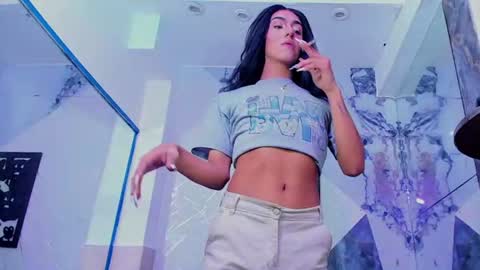 crhistofer_ online show from July 10, 6:51 am