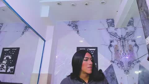 crhistofer_ online show from July 16, 2:26 am