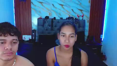 CRISANDMERY online show from January 16, 7:39 am