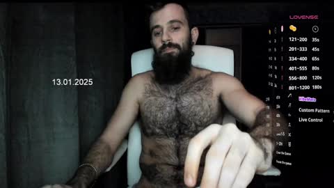 Snapshot of crissstud chatting on January 14, 1:36 am Criss online show from January 14, 1:36 am