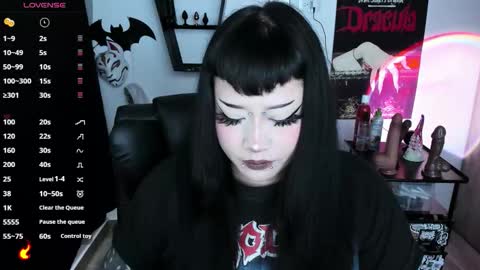 Snapshot of cristal_kosh chatting on September 29, 12:48 pm Cris online show from September 29, 12:48 pm