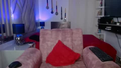Natalie                      online show from June 20, 5:13 am