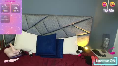 CRISTAL MILF online show from February 2, 4:11 pm